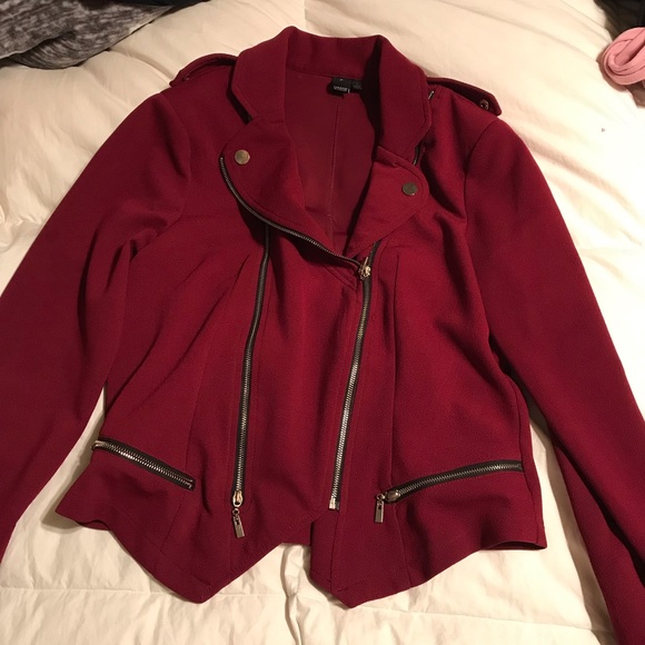 Windsor Burgundy Blazer - Picture 4 of 5